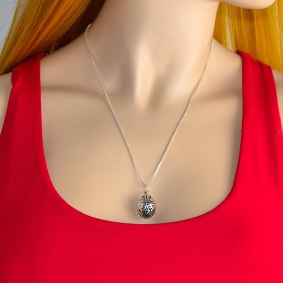 Sterling Silver Filigree Egg  Locket Necklace - Picture 7 of 8
